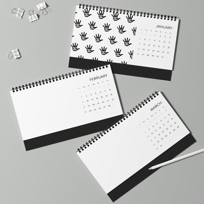Desktop Calendar (2025 grid)